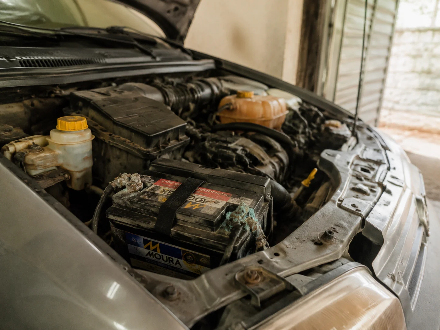 Como cuidar da bateria do carro e fazê-la durar mais